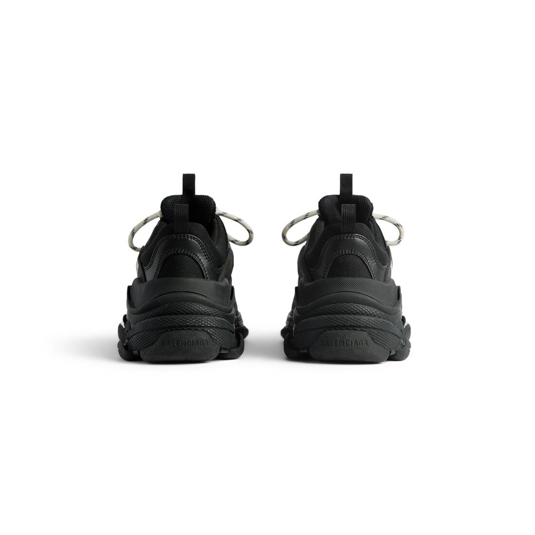Men’s Triple S Sneaker in Black - Image 5